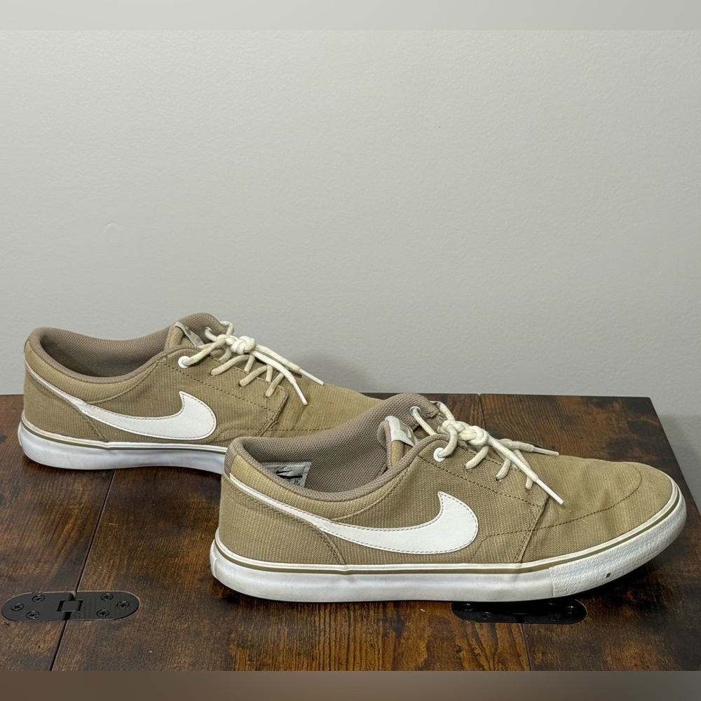 Nike SB Men's Tan - Beige  Sneakers - Picture 4 of 6